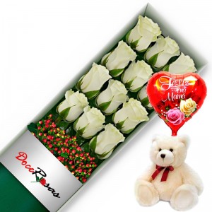 CAJA CON 12 ROSAS BLANCAS MÁS PELUCHE Y GLOBO DÍA DE LA MAMÁ CAJA CON 12 ROSAS BLANCAS MÁS PELUCHE Y GLOBO DÍA DE LA MAMÁ