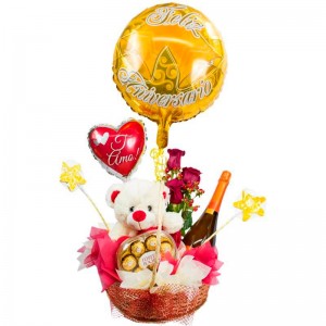 Cesta para Aniversario con florero de 3 rosas Champagne Peluche Chocolates Globos mediano y grande Cesta para Aniversario con florero de 3 rosas Champagne Peluche Chocolates Globos mediano y grande