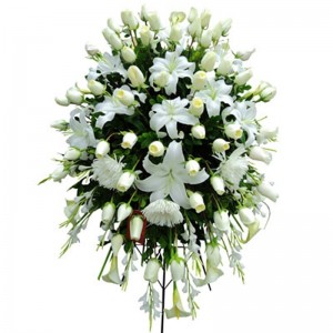 Flores Condolencias Grande Rosas Blancas Flores Condolencias Grande Rosas Blancas