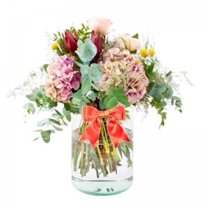 Florero con flores Rústicas con 4 Hortensias 10 Proteas y Eucaliptyo