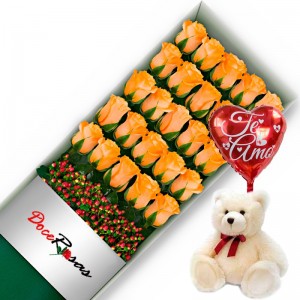 CAJA CON 24 ROSAS DAMASCO MAS PELUCHE Y GLOBO